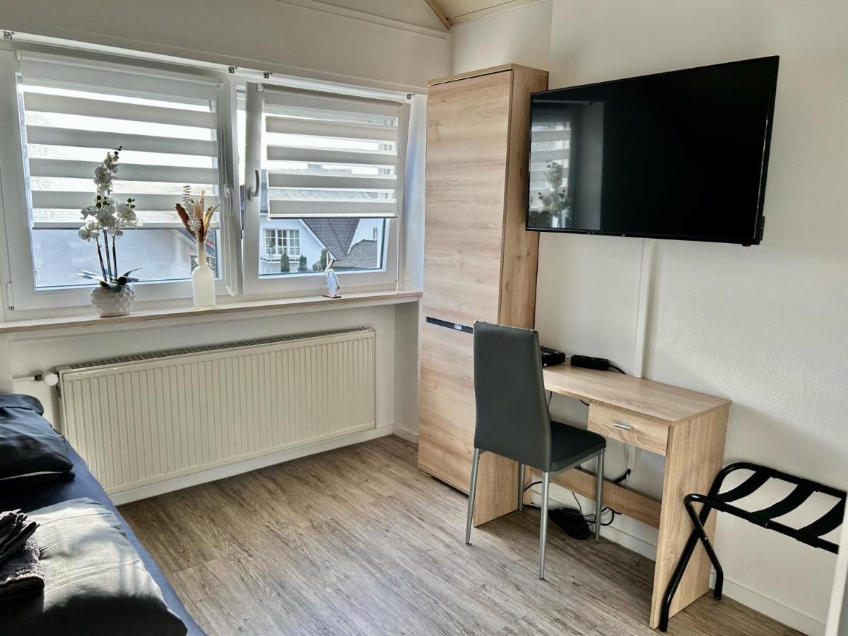 Gaestezimmer Beate Und Ferienwohnung Rheda Wiedenbrueck Exterior photo